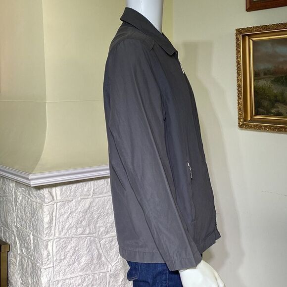 Qiaoli Light Zippered Windbreaker Jacket - Picture 4 of 10